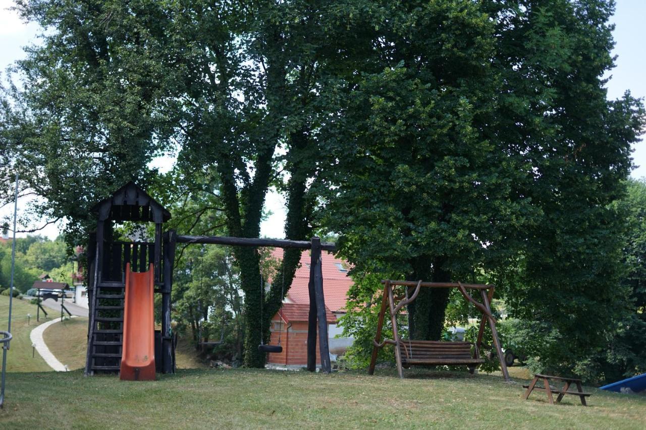 Deluxe Apartments Franjkovic Seliste Dreznicko Exterior foto